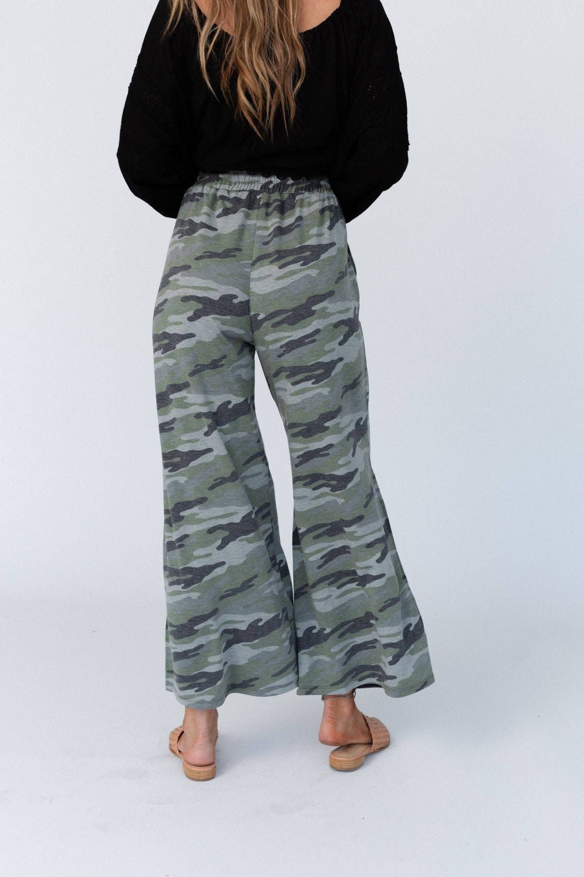 Three Bird Nest - Casual Wanderer Wide Leg Slit Pants - Charcoal Camo Pant