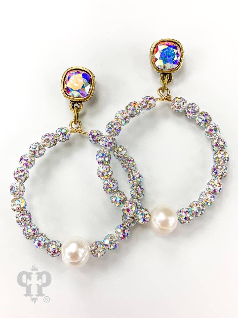 Pave bead earring 1E539