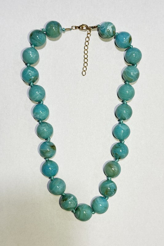 RESIN BEADED NECKLACE CYAN BLUE