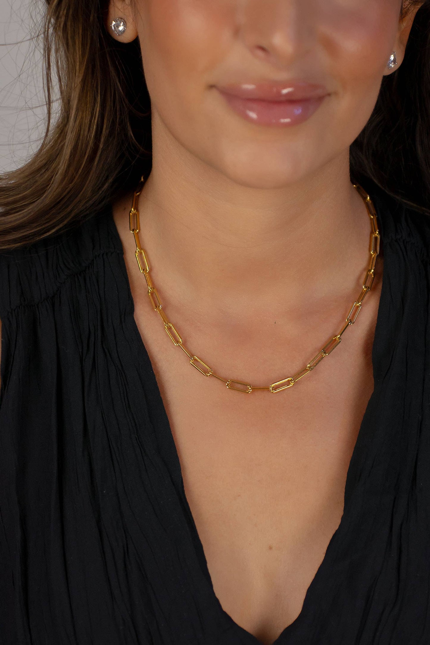 The Leo Chain (Essentials Collection)