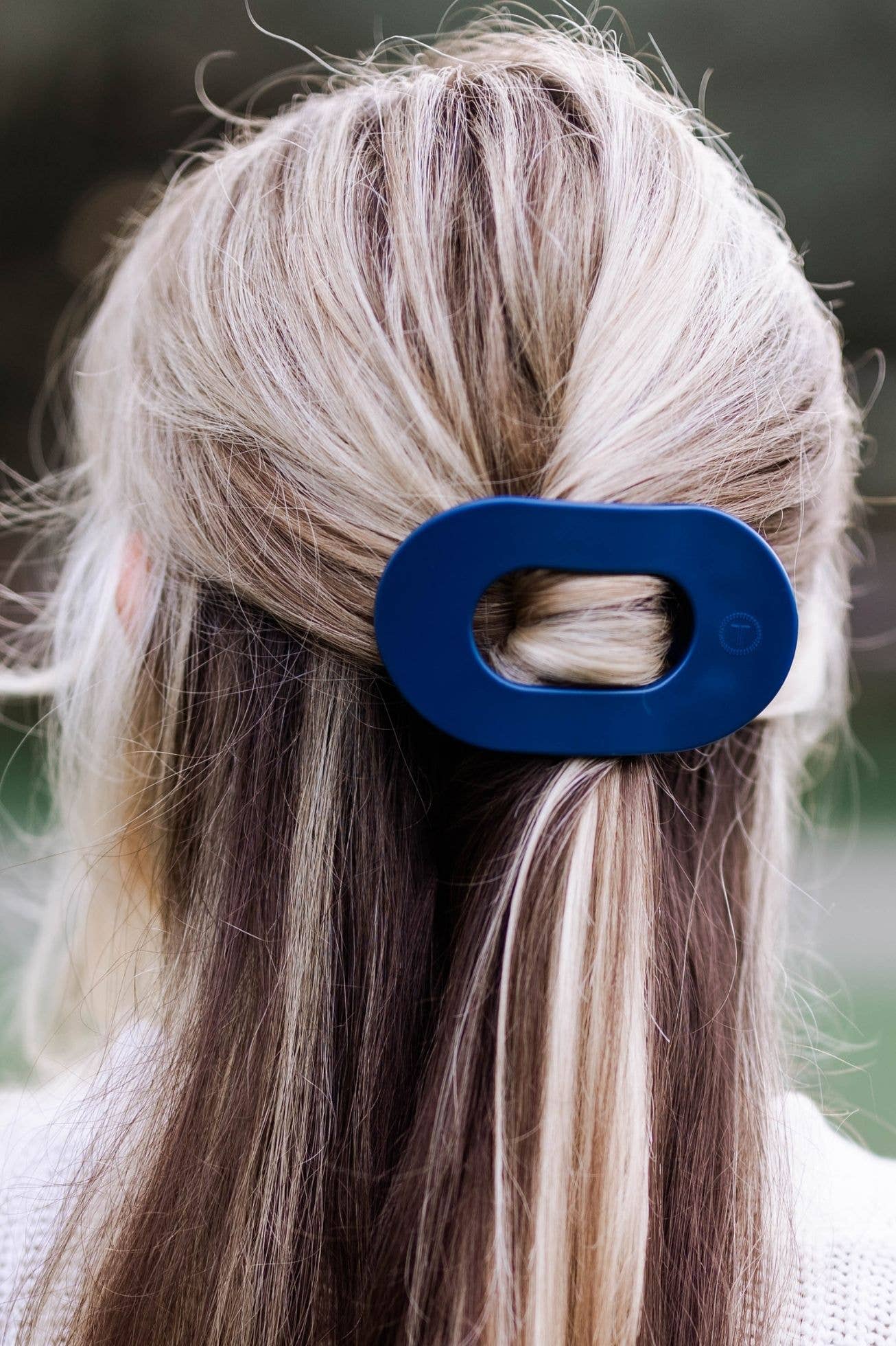 TELETIES - Round Flat Hair Clip | Med. | Midnight Rain