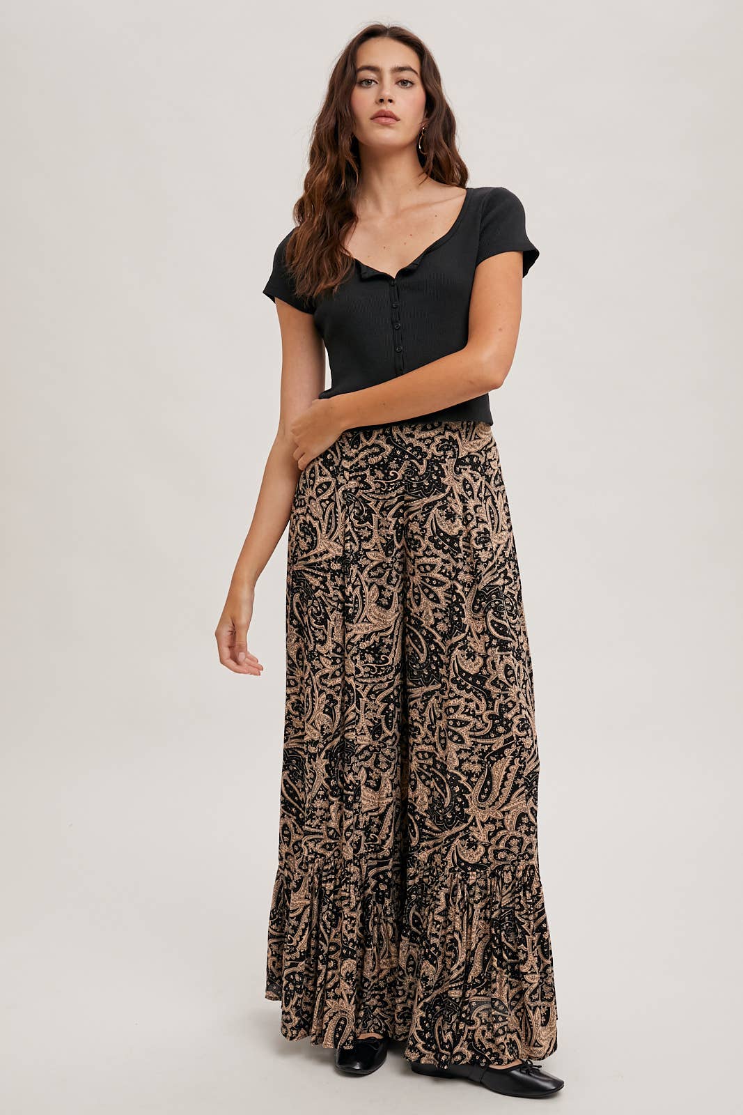 PAISLEY PRINT WIDE RUFFLED PANTS
