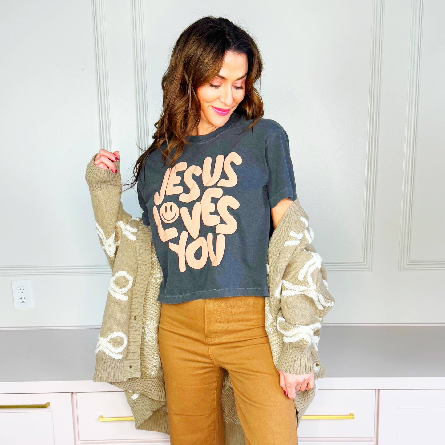 Smiley Jesus Loves You Puff Cropped Tee