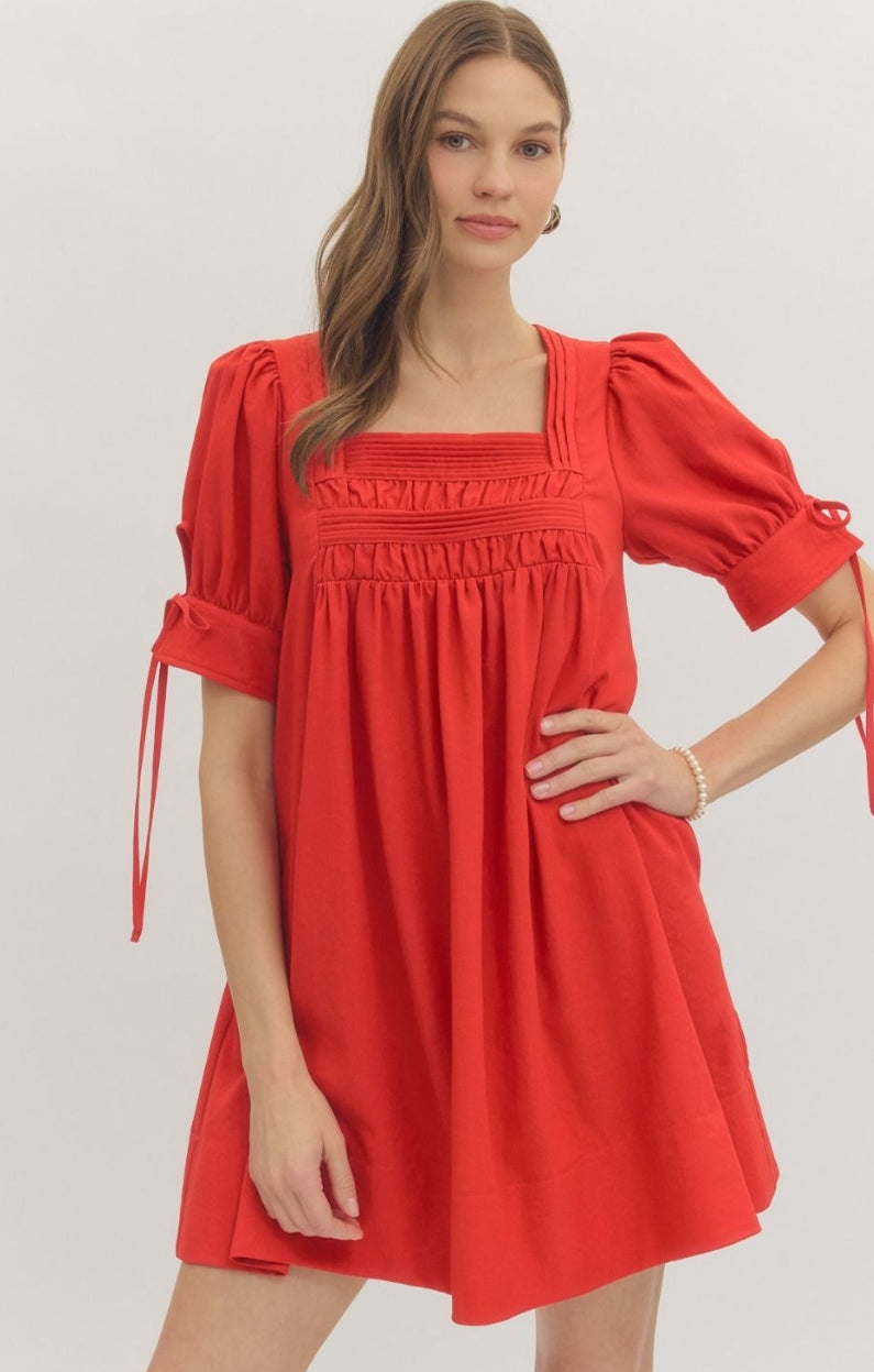 WOMEN'S DRESSES: SHORT