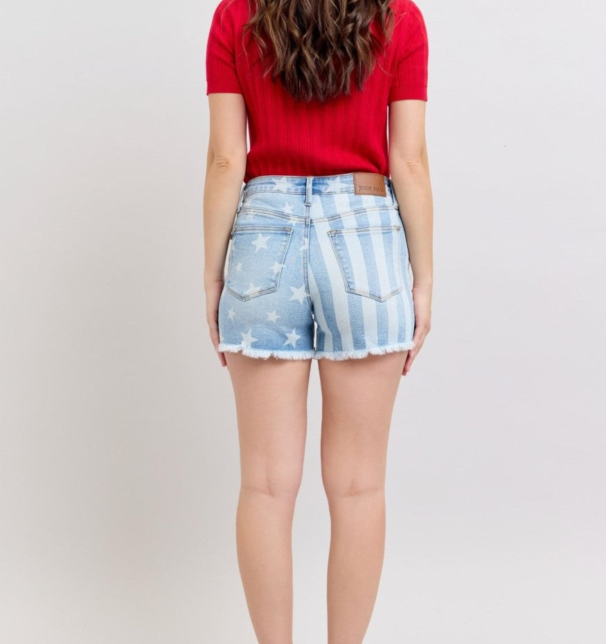 WOMEN'S SHORTS