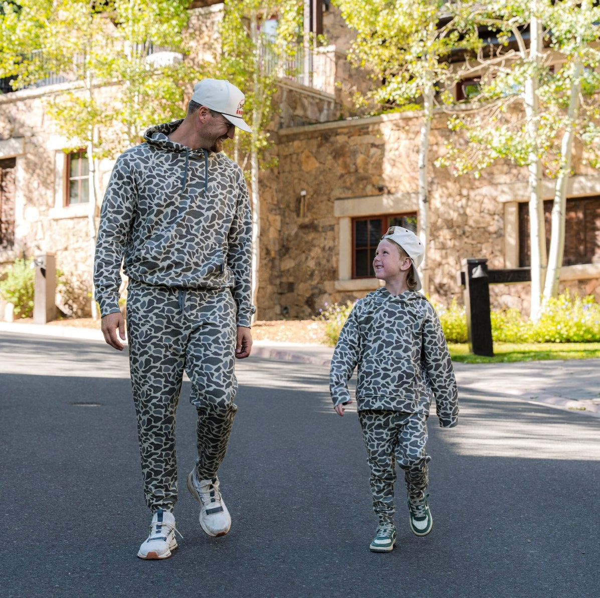 FLEECE HOODIE - CLASSIC DEER CAMO