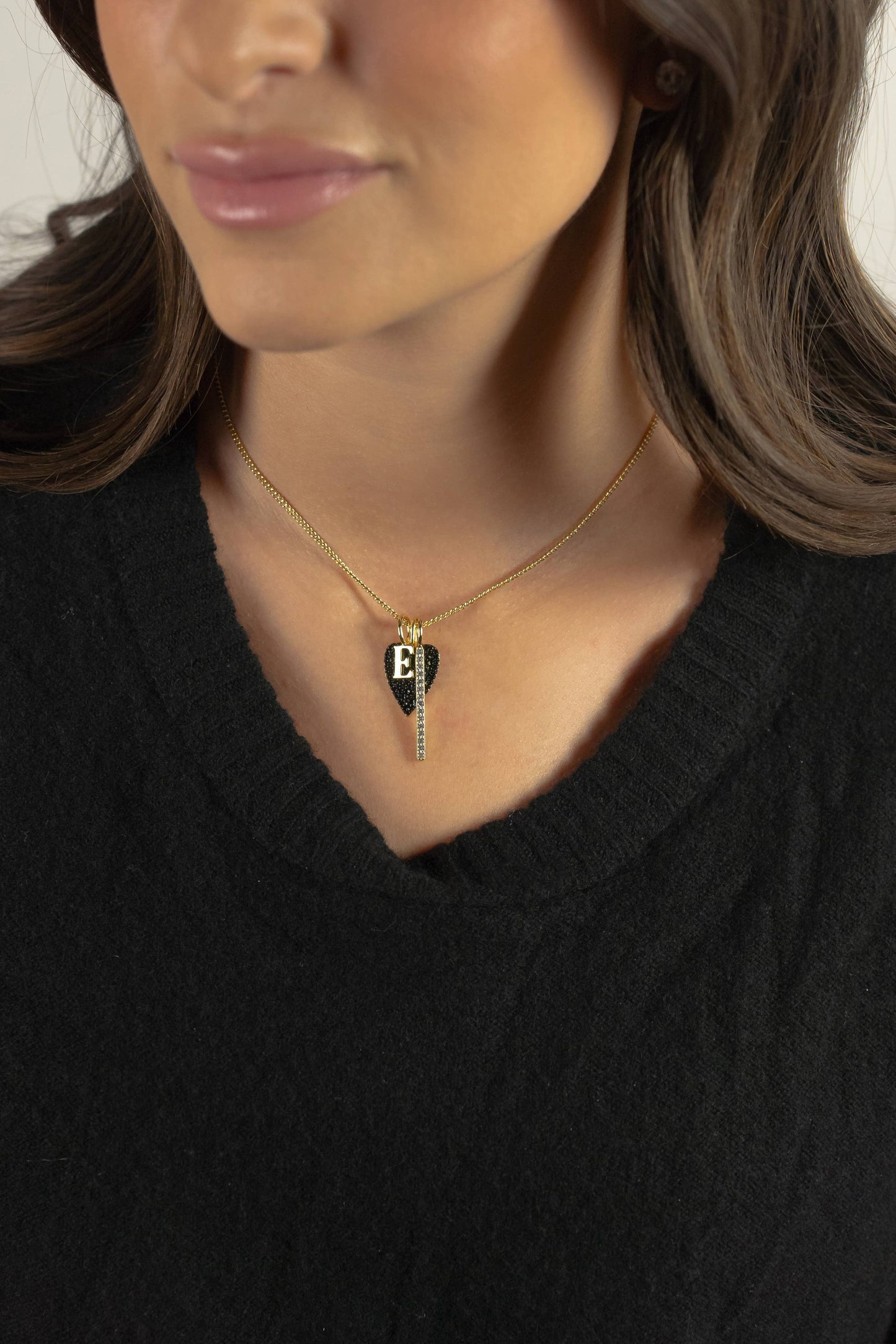 Solid Initial Charm: Gold / T