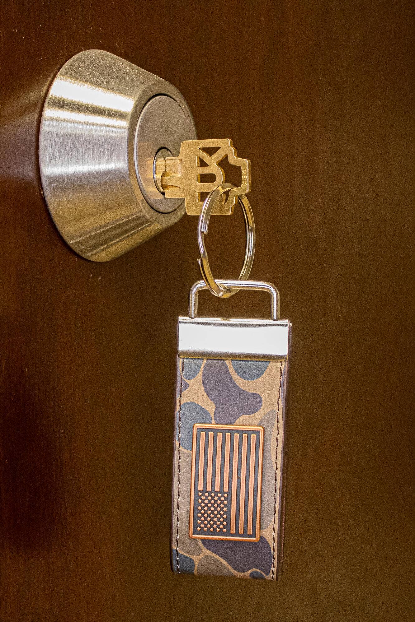 USA Flag Old School Camo Leather Loop Keychain.