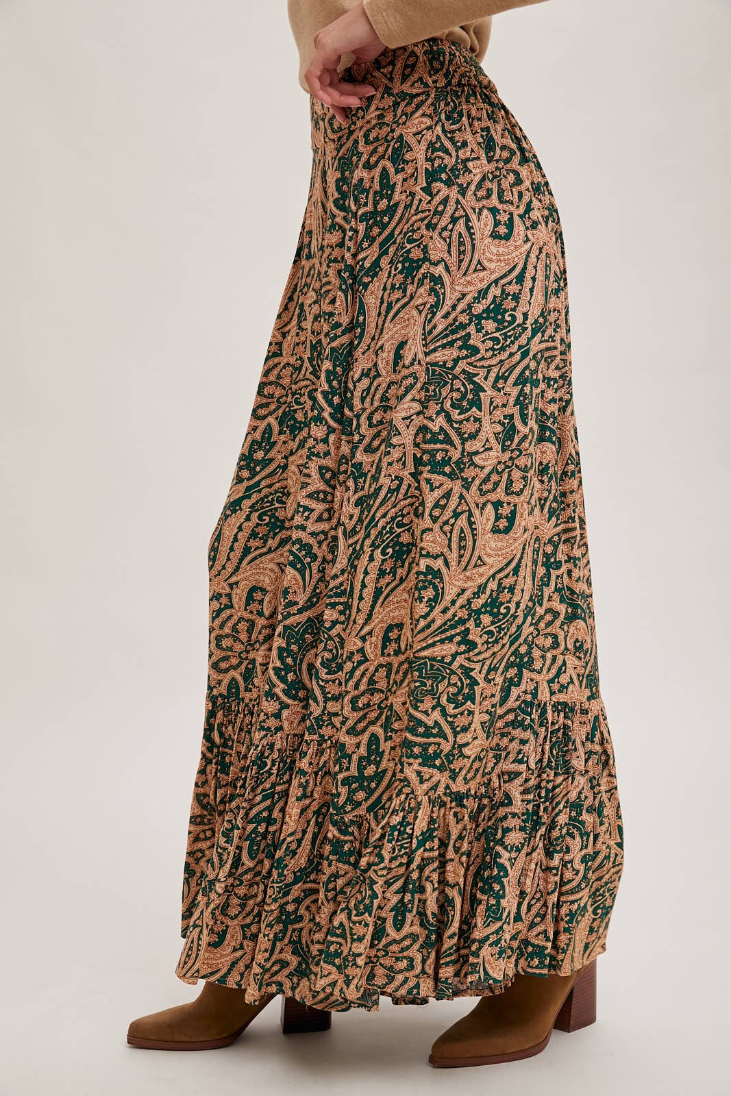 PAISLEY PRINT WIDE RUFFLED PANTS