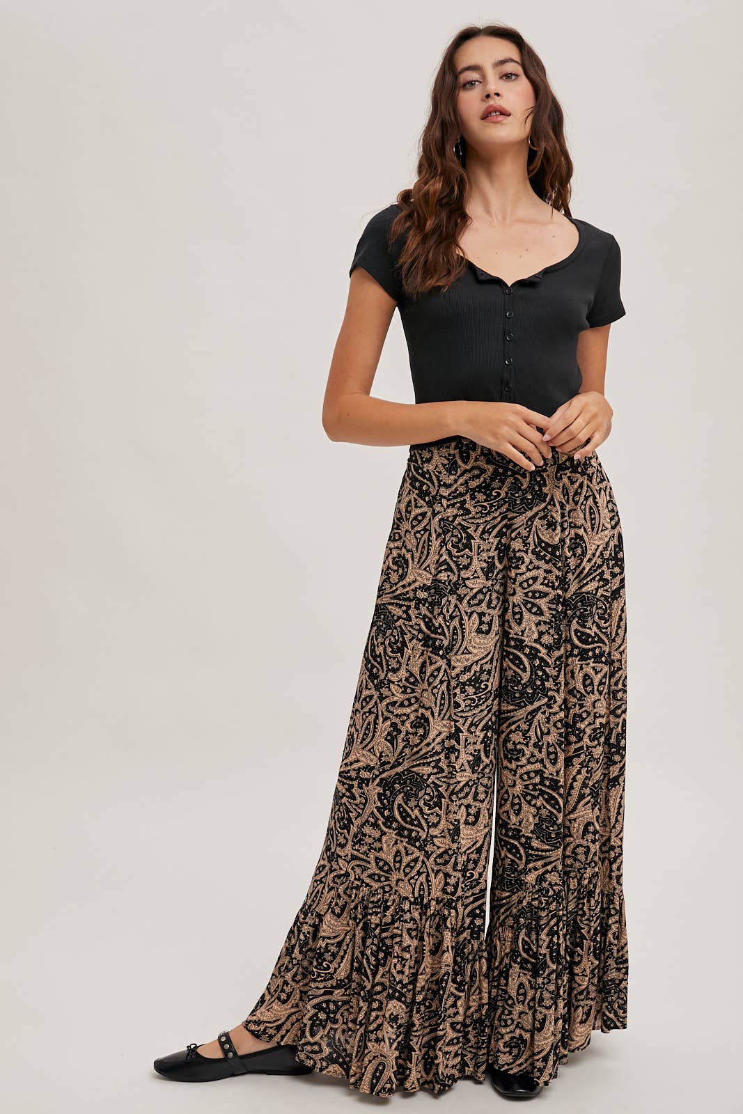 PAISLEY PRINT WIDE RUFFLED PANTS