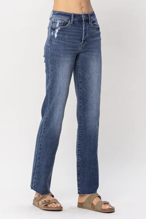 CURVY DENIM: STRAIGHT